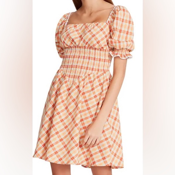 Betsey Johnson Dresses & Skirts - BETSEY JOHNSON Seersucker Plaid Puff Sleeve Mini Dress